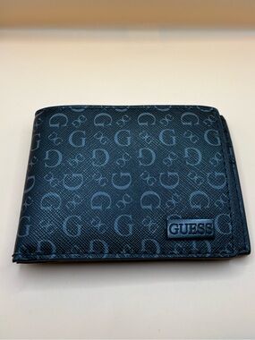 Guess Grey Leather Wallet w/ Removable Card Holder